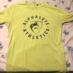 Alphalete performance shirt Large